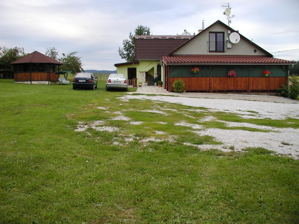 Penzion Dreveník Spisské Podhradie Exterior foto