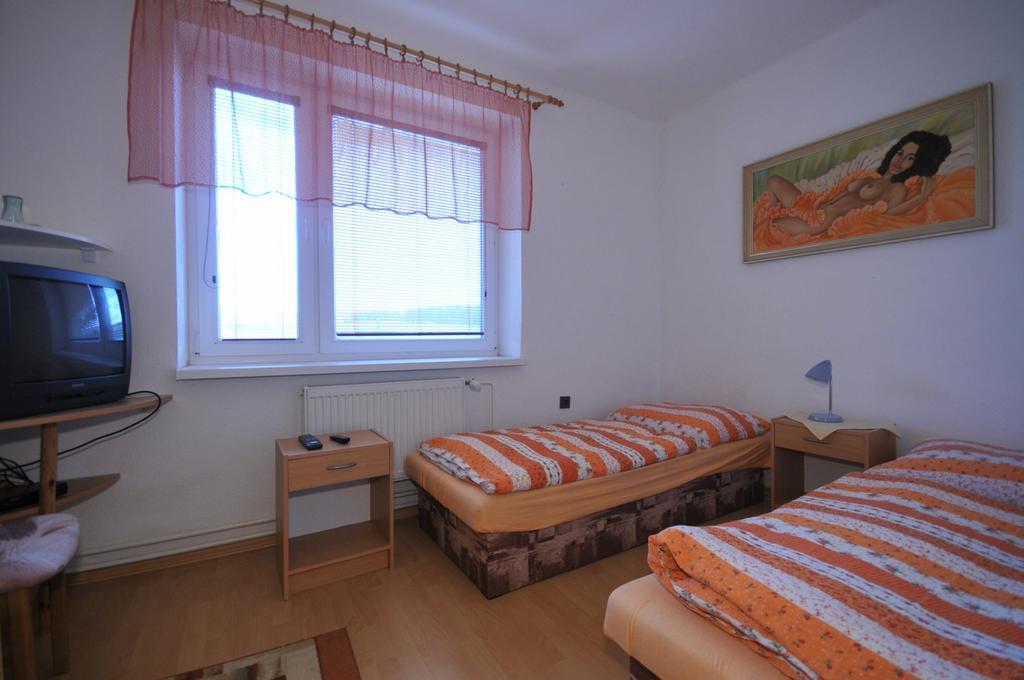 Penzion Dreveník Spisské Podhradie Exterior foto